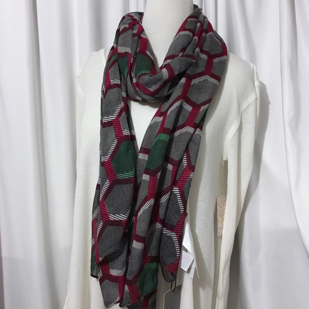 Liebeskin scarf 🧣 - Picture 5 of 8